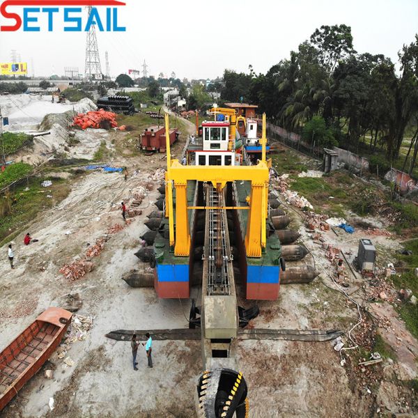 Customized Cutter Suction Dredger with Hydraulic Control Cutter Head Dredging Solution