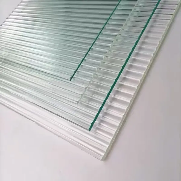 Impact Resistant Building Decorative Patterned Glass Panel Showcase Stylish Certified Application