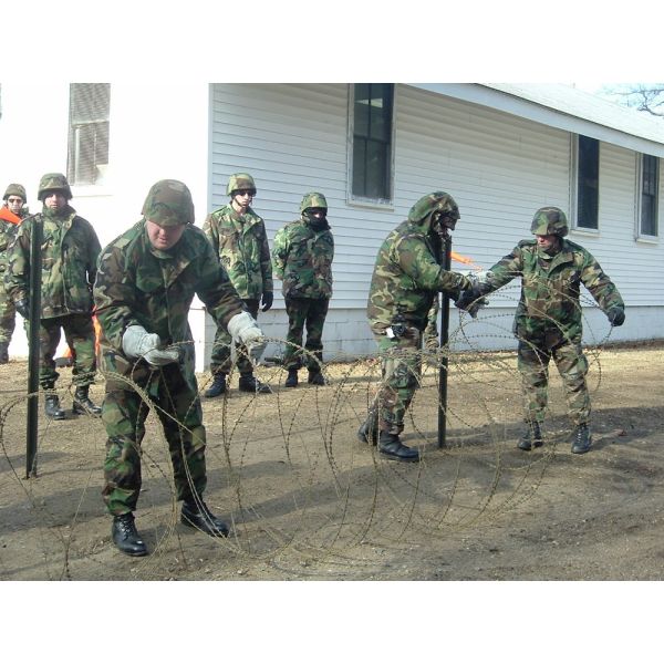 Modern Design Razor Wire Fence Stainless Steel Material Aging Resistant