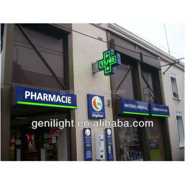 Attractive Full Color 3D LED Pharmacy Cross Display with Long Lifespan and High Resolution