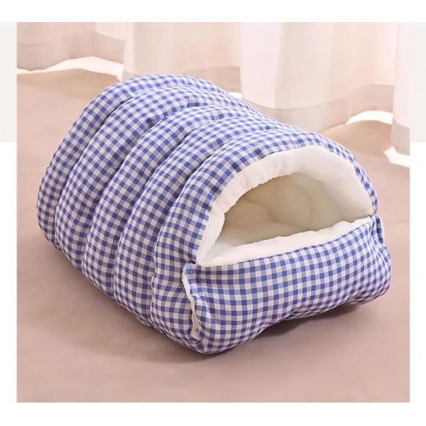 Checkered Enclosed Wool Soft Cat Bed with Removable Washable Plush Lining Comfortable Pet Furniture for Cats Cozy Resting Space
