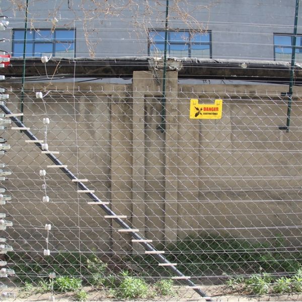 Modern Quick Install Electric Security Fence Linkage Capable
