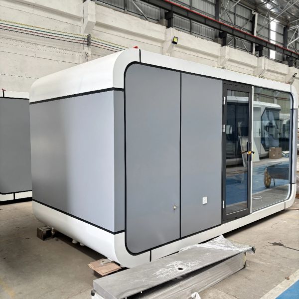 Luxury 20ft 40ft Modern Shipping Container Prefab Modular Smart Two-Storey Apple Capsule Cabin House Sandwich Panel Supermarket