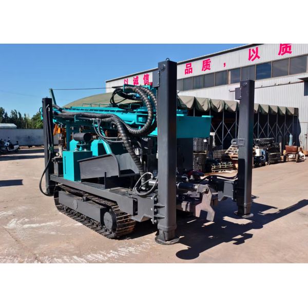 Pneumatic 350 Drilling Machine - full view showing complete rig structure