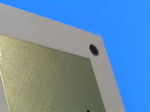 TMM4 2-Layer PCB built on 15mil substrate with Immersion Gold Finish both side 35um copper weight in RF and Microwave Circuitry