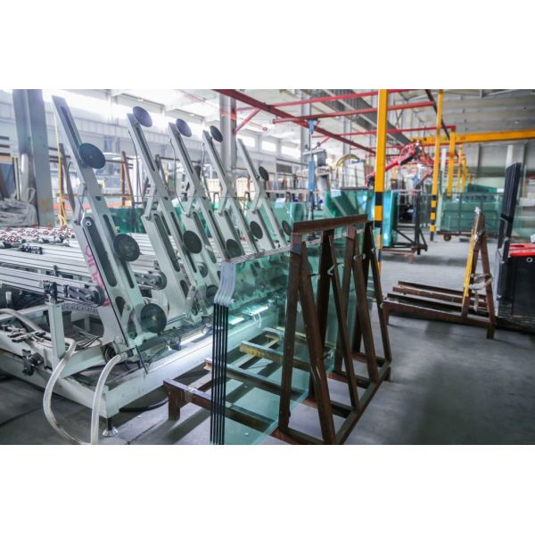 12mm Thick Laminated Tempered Glass Dining Table with Physically Tempered Technique