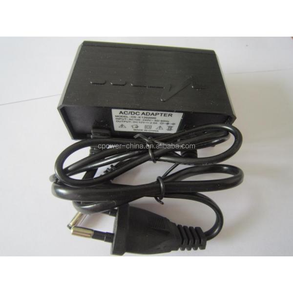 12V 2A Pre-Waterproof Rainproof Adapter with CE Certification and 24W Output Current