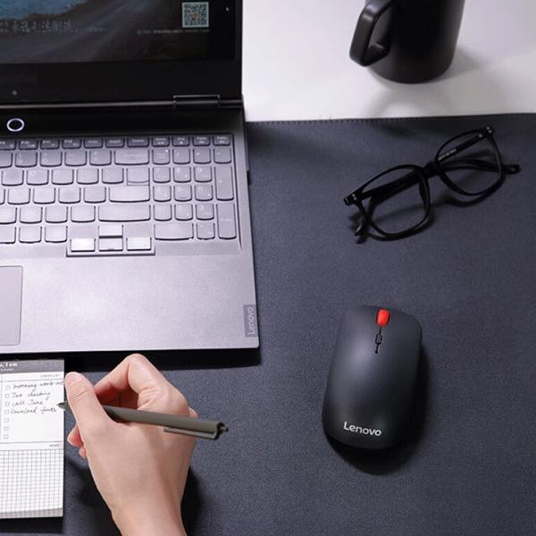 Gaming Mouse with LED Backlight USB Interface Programmable Right Hand Orientation