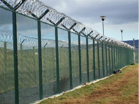 358 security fence with razor wire 358 high security fence