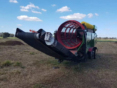 Function Screening Mobile Trommel Screen for Separation of Topsoil Compost Gravel Sand