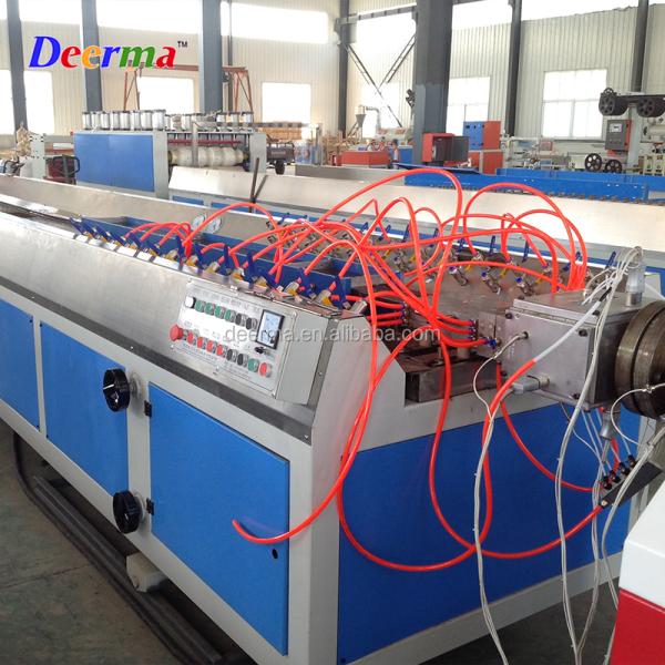 Double-Screw WPC Decking Production Machine Line with Output and 22 1 Screw L/D Ratio