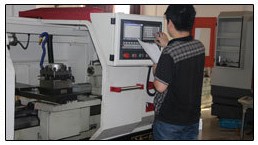 Easy to Operate Full Automatic Aerosol Filling Machine Production Line for and Improved Products