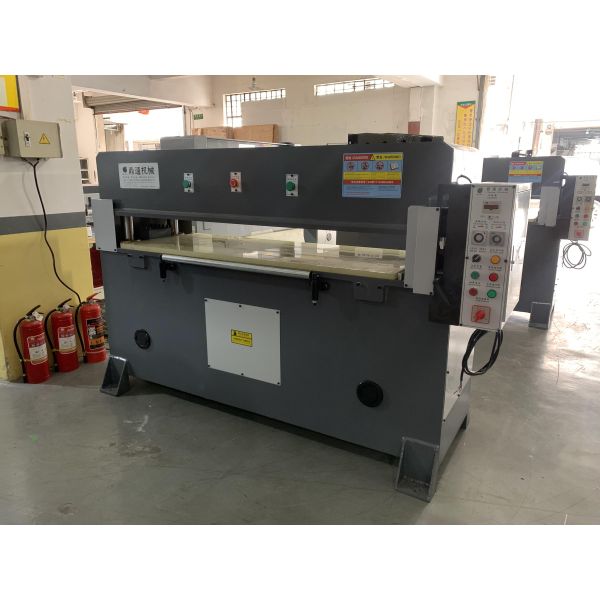 Leather Cutting Machine for Shoe Making