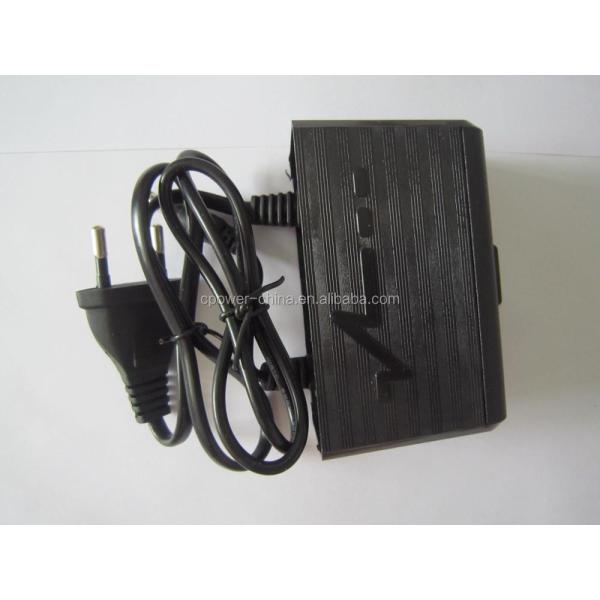 12V 2A Pre-Waterproof Rainproof Adapter with CE Certification and 24W Output Current
