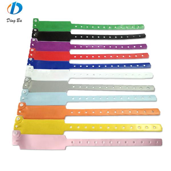 Custom Logo Lanyards Polyester Material for Office Occasions