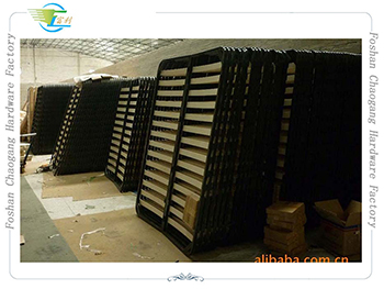 Folded Metal Slatted Bed Base Frame For King Size / Queen Size Mattrress