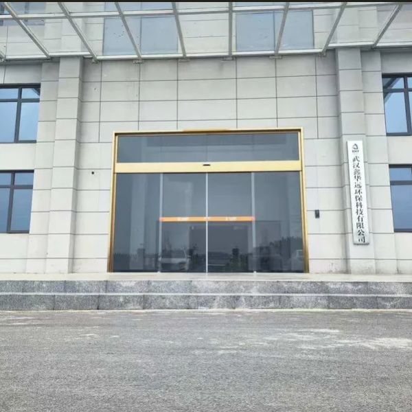 Manufacturing facility and production process