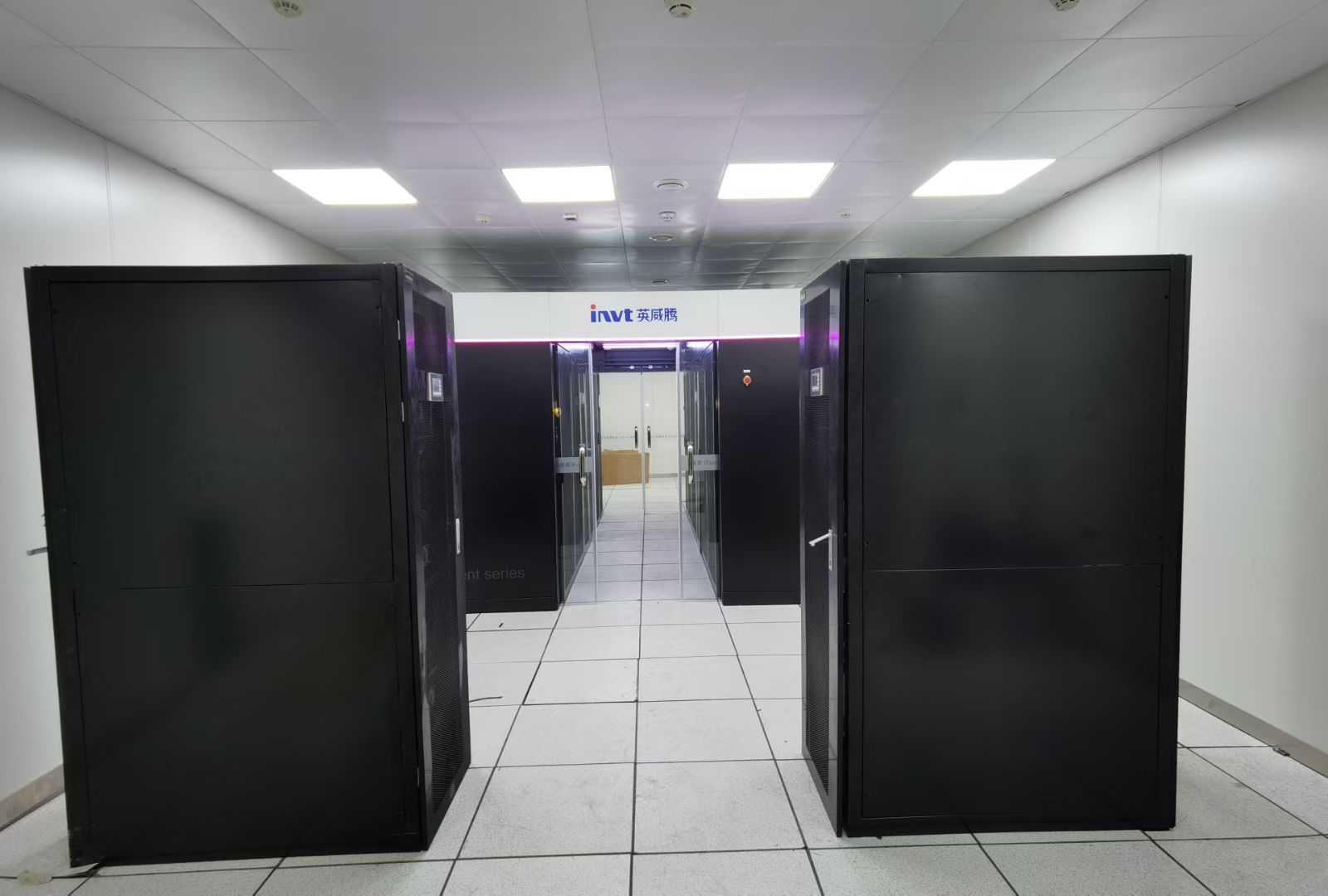 Rackmount Computer Room Air Handling Precision Cooling Unit AC For Colocation Data Center