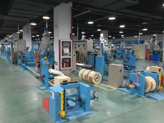 Sky Blue Extrusion Line , electrical wire making machine 500Rpm Max Speed