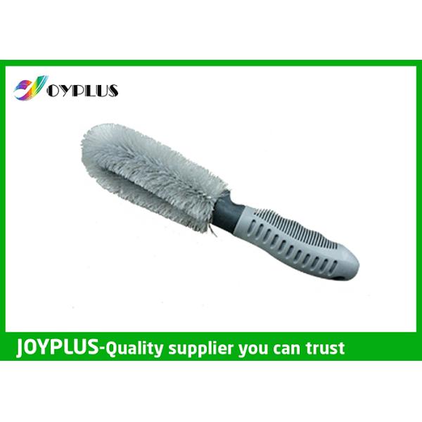 Car wheel brush