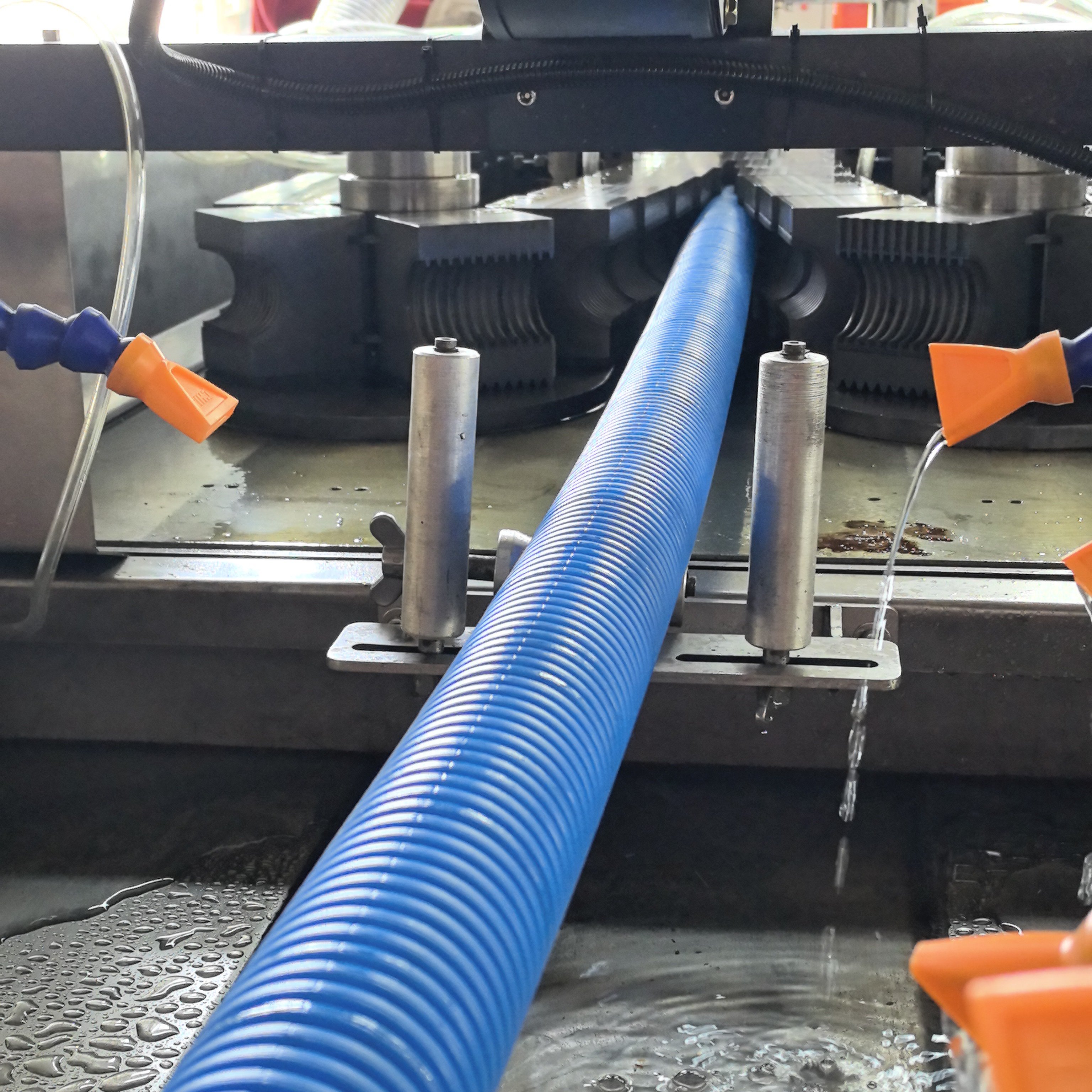 Automatic PE HDPE Double Wall Corrugated Conduit Pipe Making Machine Flexible DWC Pipe Extrusion Plant