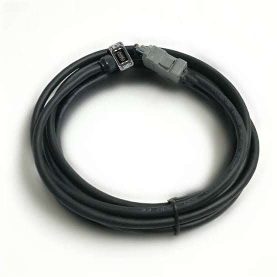 R88A-CR1A005C standard 5-meter servo motor encoder cable