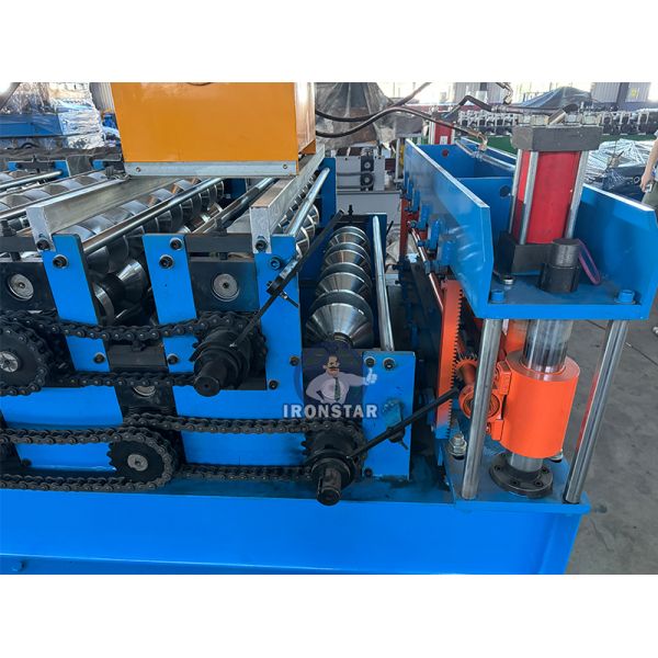 “Double Layer Roll Forming Machine for 5 Rib & 6 Rib Trapezoidal Sheet Galvanized Roof Tile Making Machine Hungary”