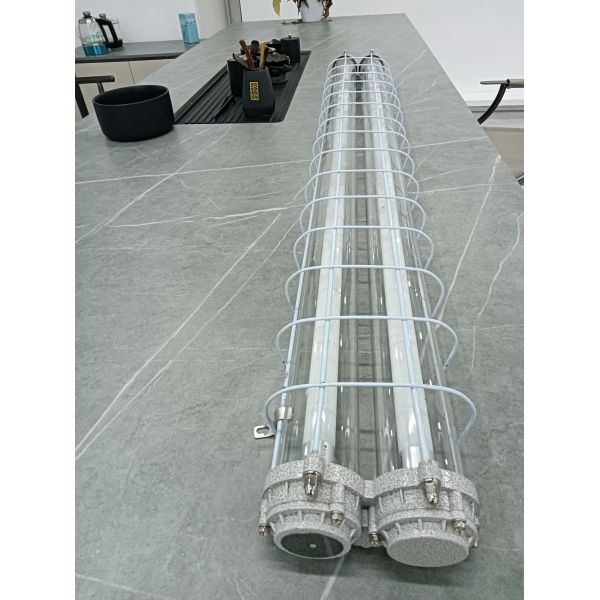 Explosion Proof LED Light Fixture | Die Cast Aluminum Housing