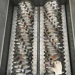 Computerized Double Roller Shredder Efficiently Process Soft Waste Materials