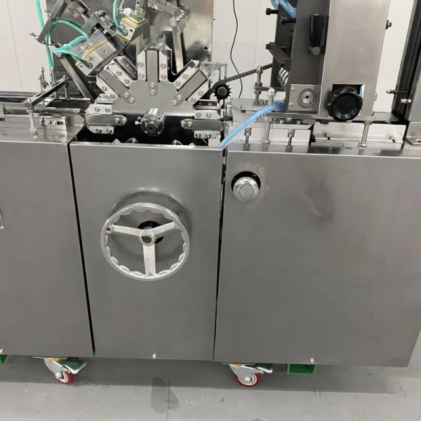 Turntable 3D Packing Machine Transparent Film Box Packaging Machine 3.5kw
