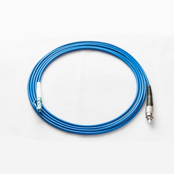 ISO9001 LC UPC Armored Fiber Cable 4 Core Single Mode Simplex LSZH