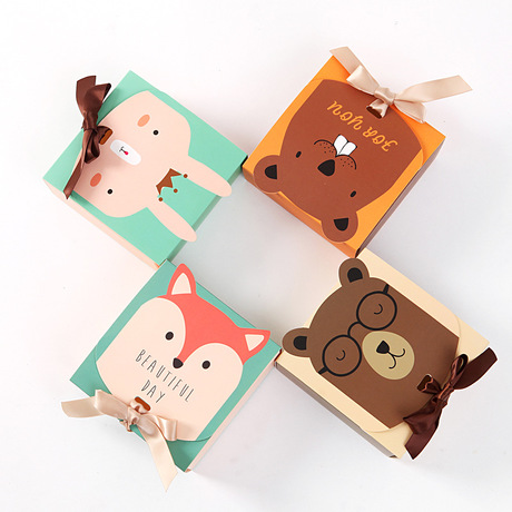 Eco Friendly Christmas gift CMYK Candy Packaging Box With Handle