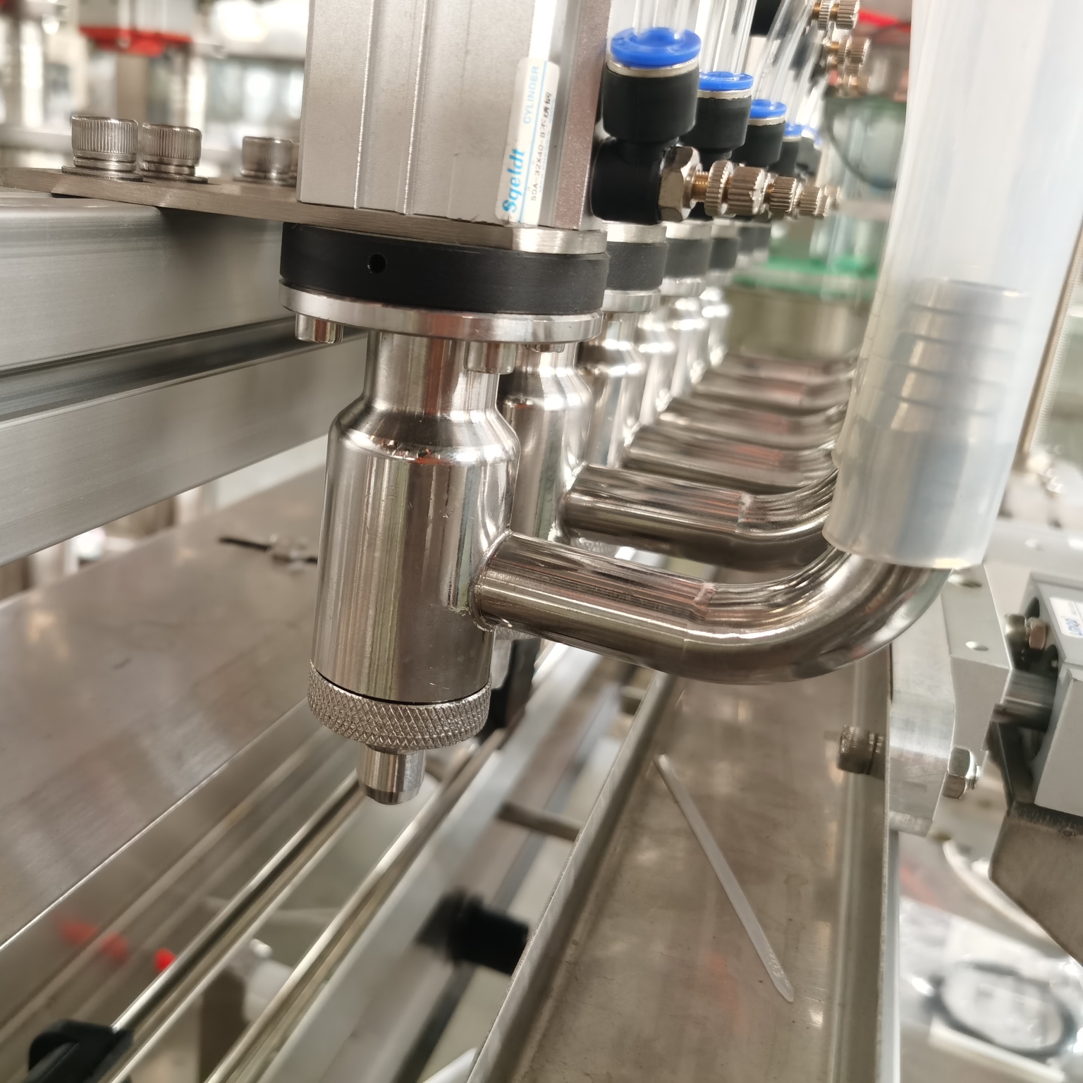 Automatic with Conveyor Fully Automatic Quantitative Honey Oil Viscous Liquid Filling Machine for Packing