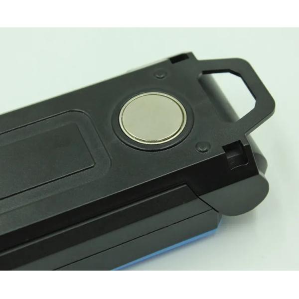 Plastic Handheld Rechargeable Work Light 12.6x4.7x2.8cm