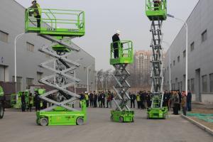Quality Electric Hydraulic Elevated Lift Platform Capacity 230KG Capacity for sale