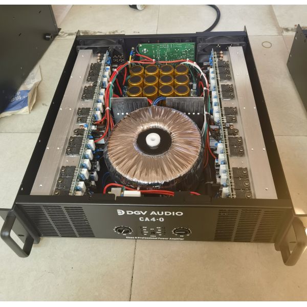 Professional Power Amplifier 2800W Bridge Output Power With Temperature Protection And Switch Buffer Protection Circuit