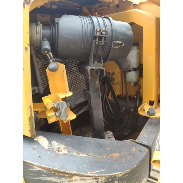Crawler type second-hand Volvo excavator EC80D from China