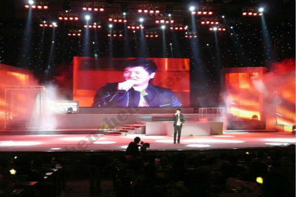 Durable Stage Background Led Display Big Screen P2.5 Die Casting Aluminum Cabinet