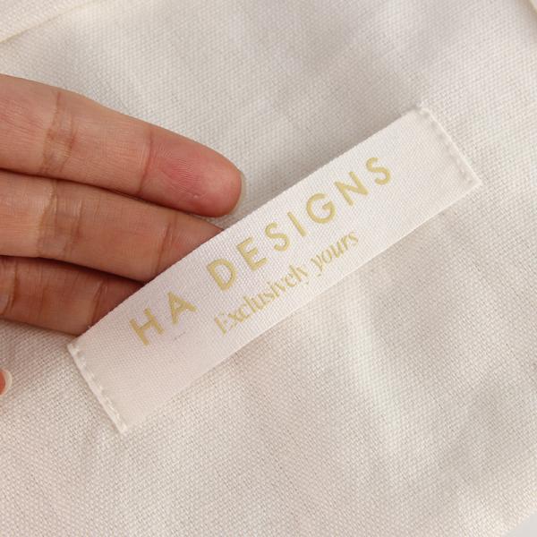 Custom Design Drawstring Cosmetic Packaging Bag pouch With Fabric Label