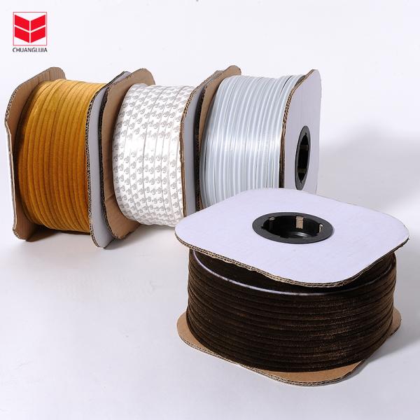 Modern Design PP Material Seal Strip Door Sweep for Insectproof Function