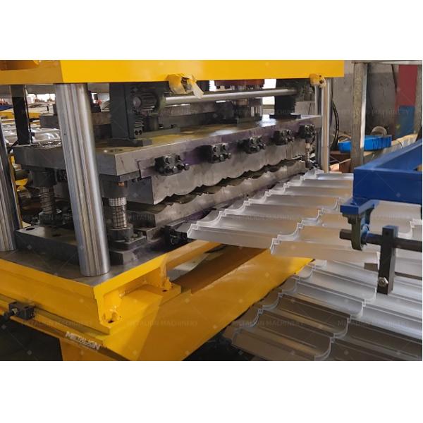 Hydraulic Punch Roof Tile Roofing Roll Forming Machine Automatic High Efficiency & Durable Energy Saving with Gear and Motor