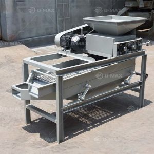 Producing Palm Kernel Cracking Machine with Almond Shell Kernel Separation