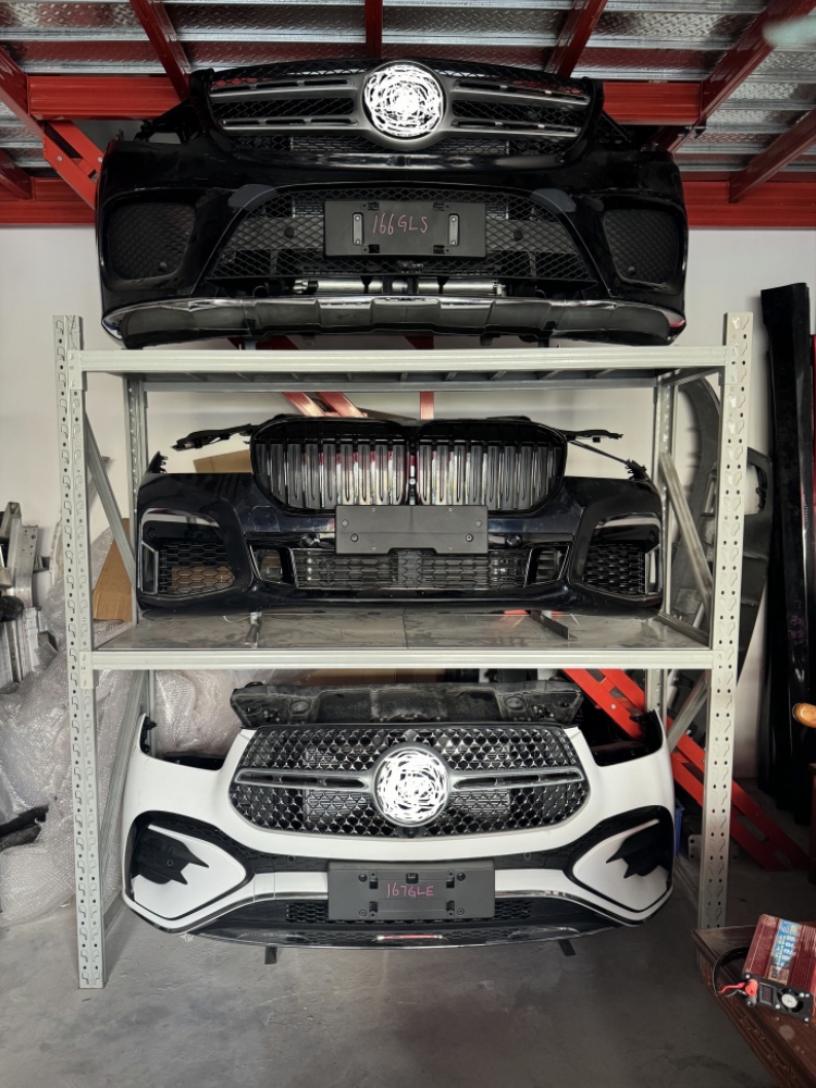 High Quality Hot Selling W213 E200 E220 E250 E300 E320 E350 Front Bumper Body Kit Front Face for Mercedes Benz