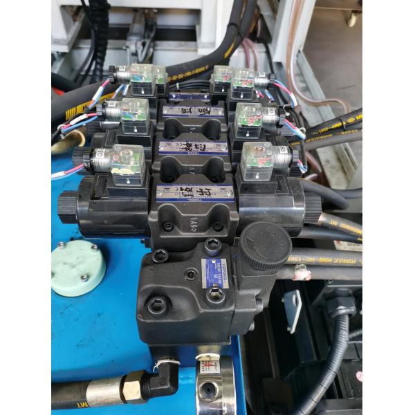 ABS EVA Accumulator Blow Moulding Machine 300 Bph Automatic Bottle Blowing Machine