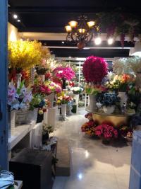 Diamond Custom Shape Porcelain Vase And Plates For Decoration