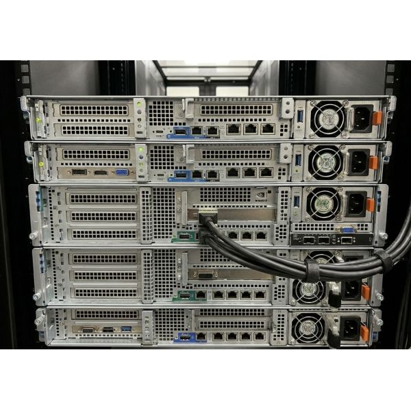 Mellanox ConnectX-7 network card component view highlighting electronic parts