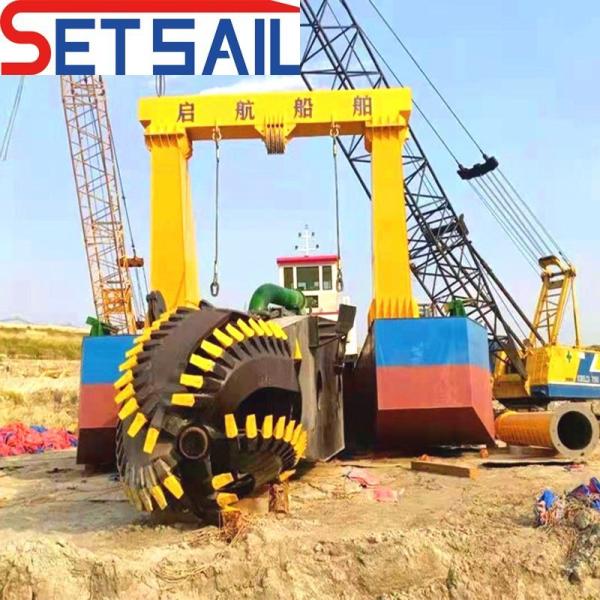 Customization Water Flow 3500m3 Diesel Engine Cutter Suction Dredger with Hydraulic