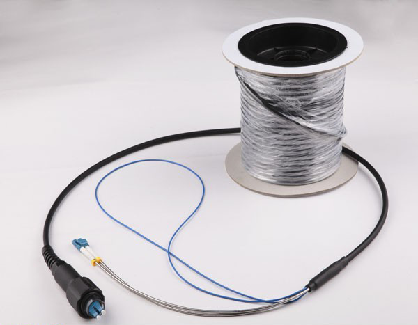 Waterproof PDLC RRU Fiber Optical Patch Cord Outdoor with Pulling Eye