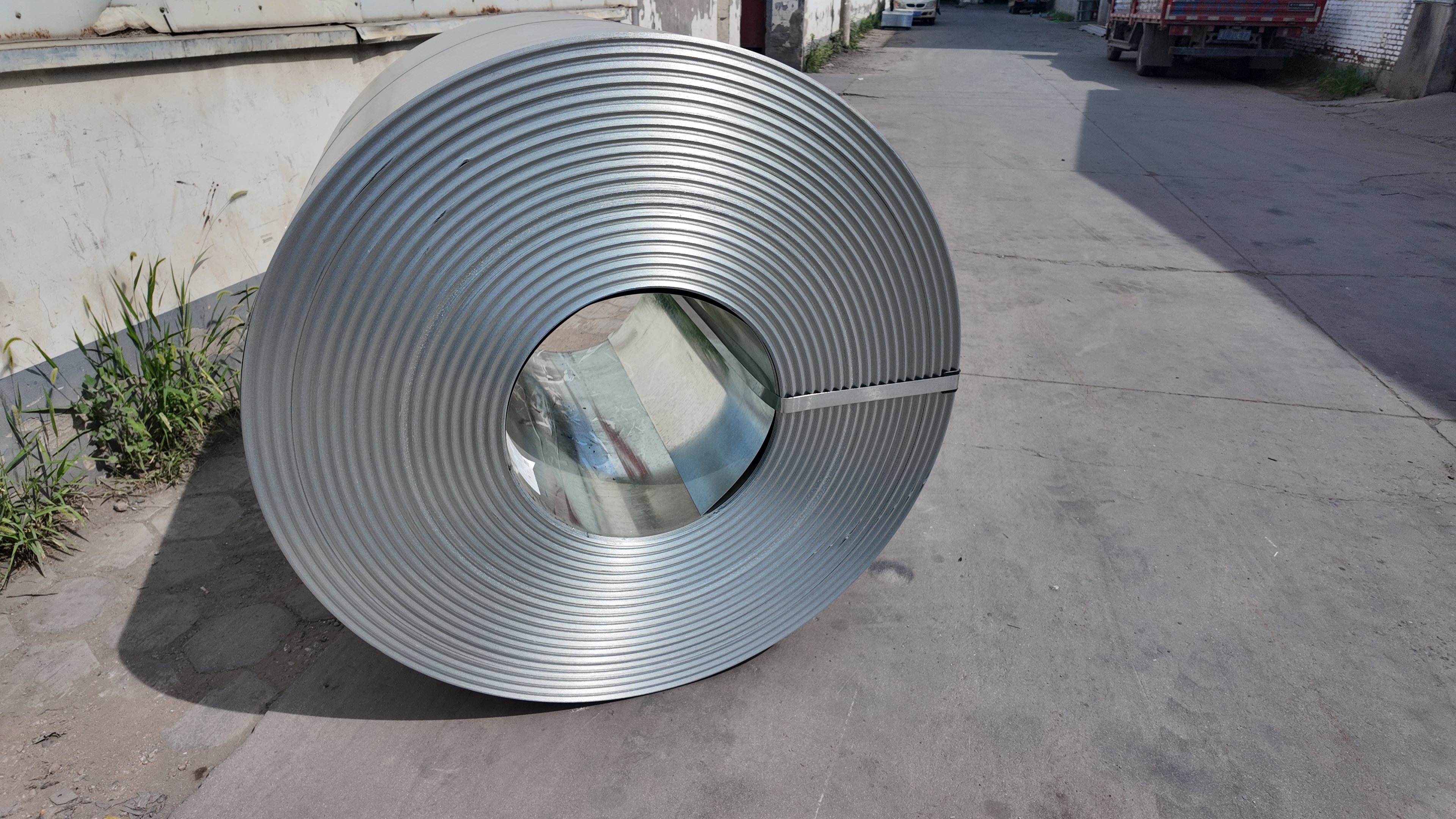 Multi‑Material Round Hole Perforated Metal Coil Custom Processing Available