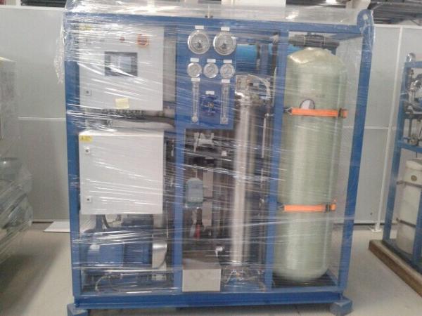 Buy High standard reverse osmosis fresh water generator for sale (R.O.seawater desalination) at wholesale prices